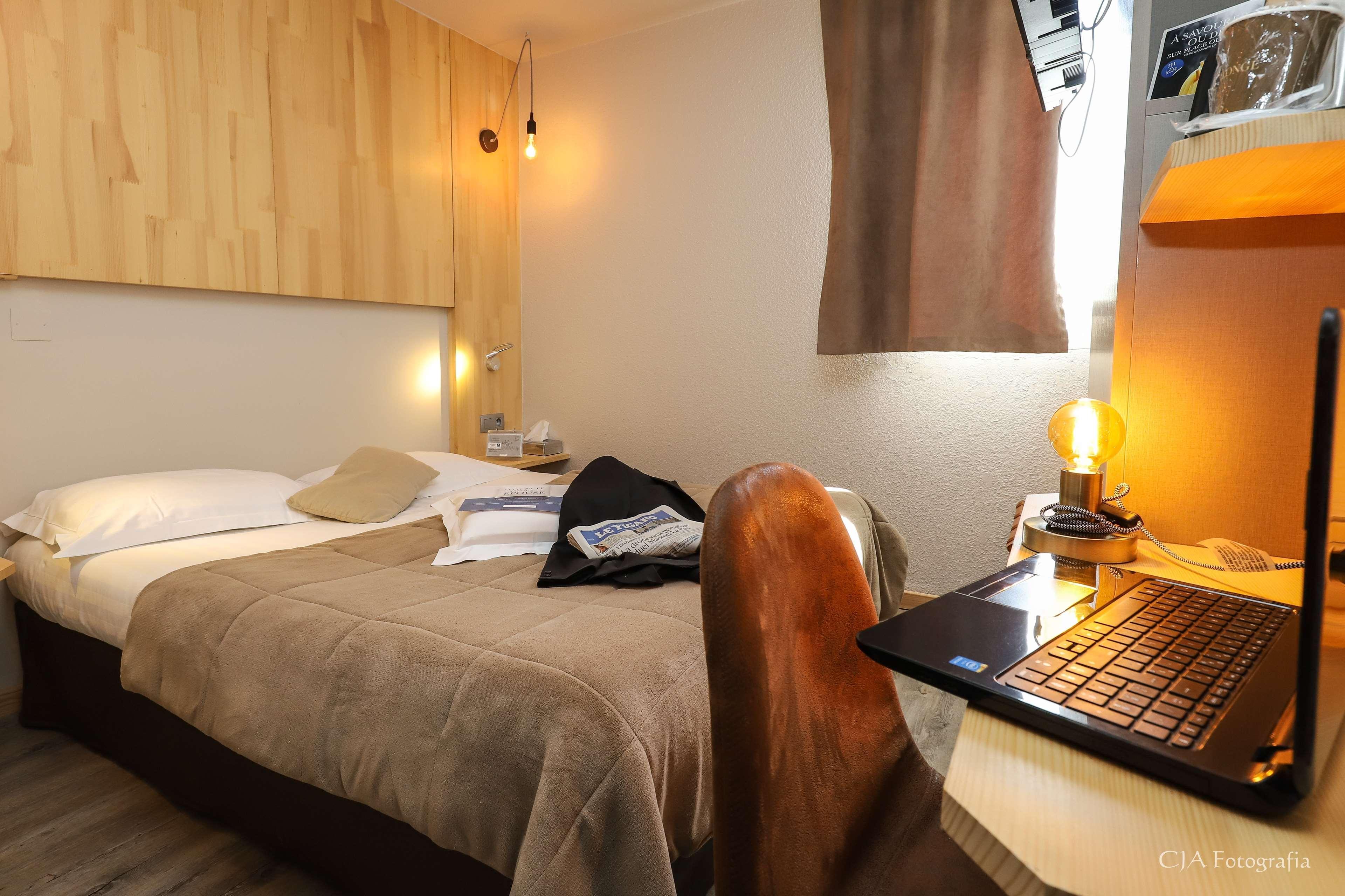 Hotel Kyriad Brive La Gaillarde Exterior foto