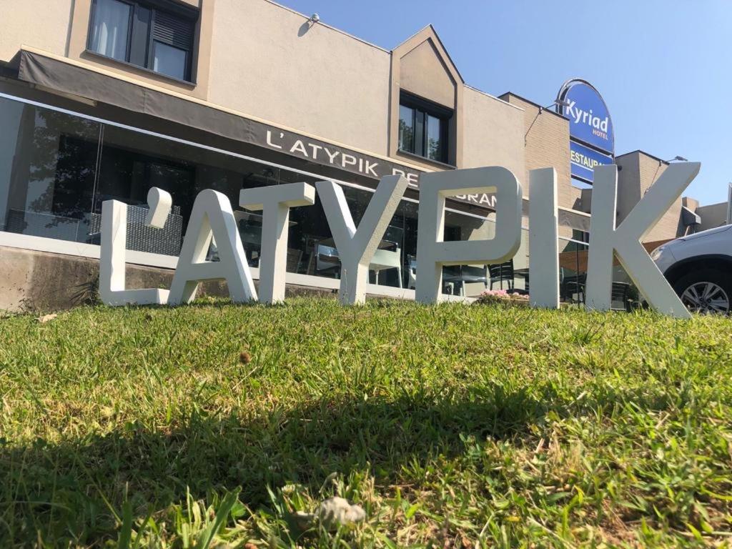Hotel Kyriad Brive La Gaillarde Exterior foto