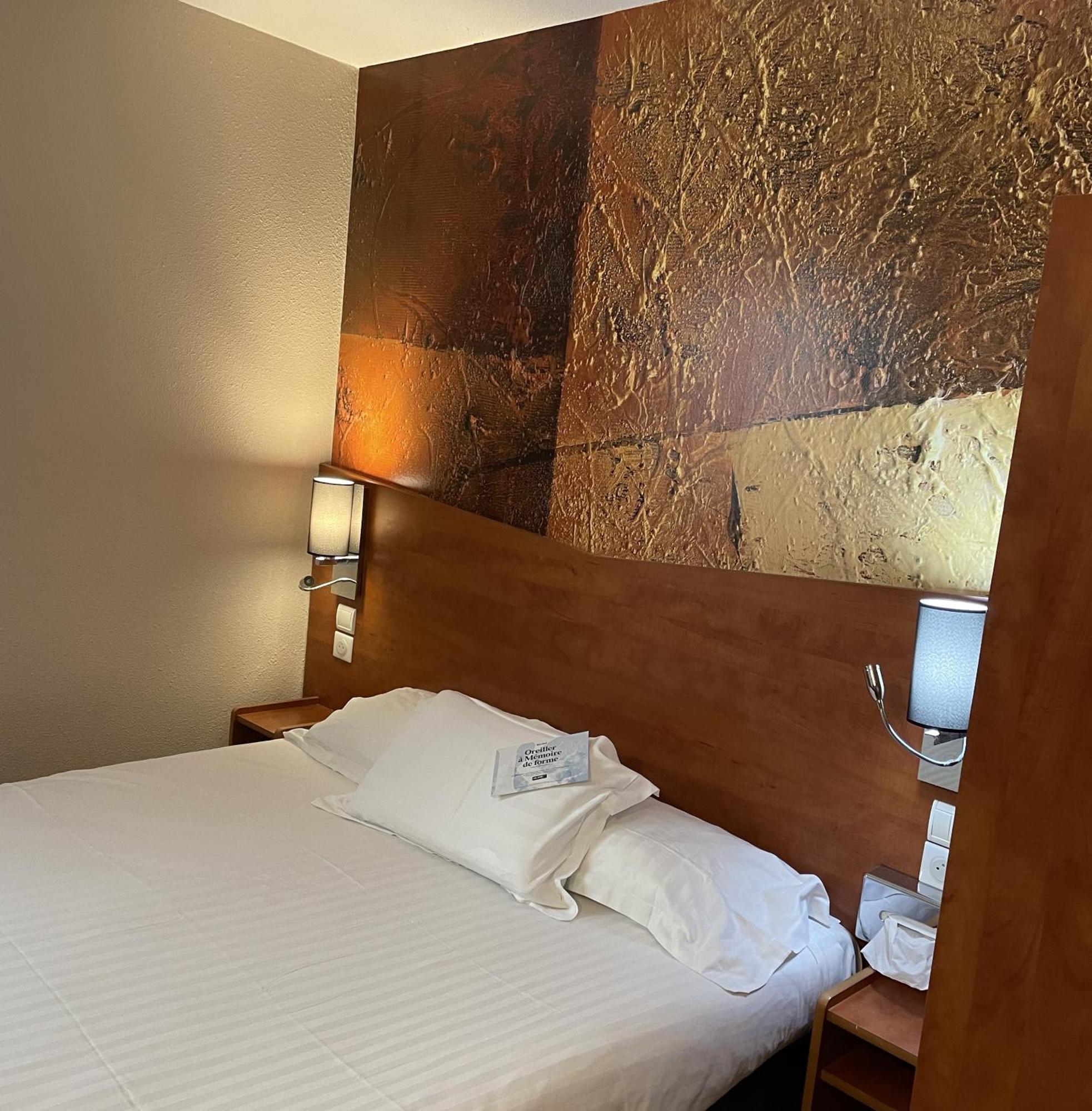 Hotel Kyriad Brive La Gaillarde Exterior foto