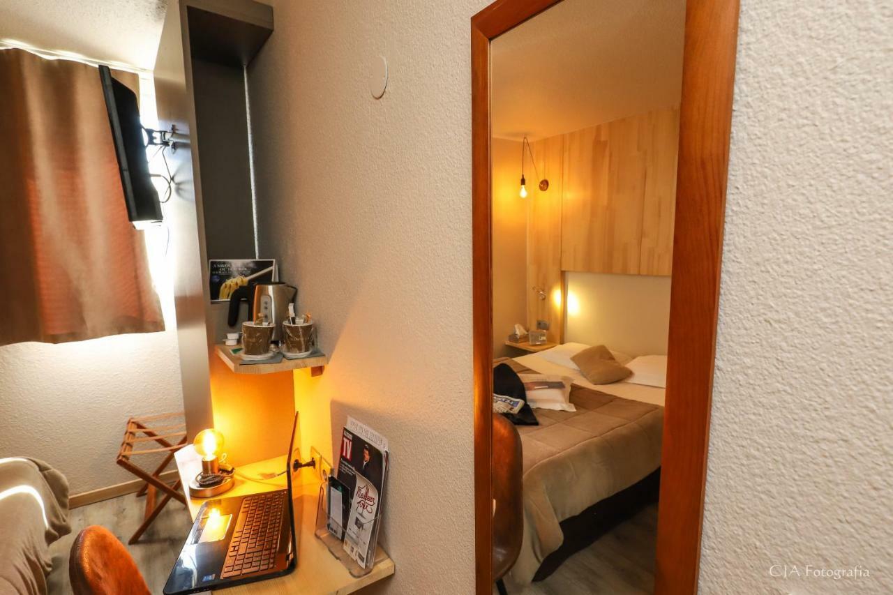 Hotel Kyriad Brive La Gaillarde Exterior foto