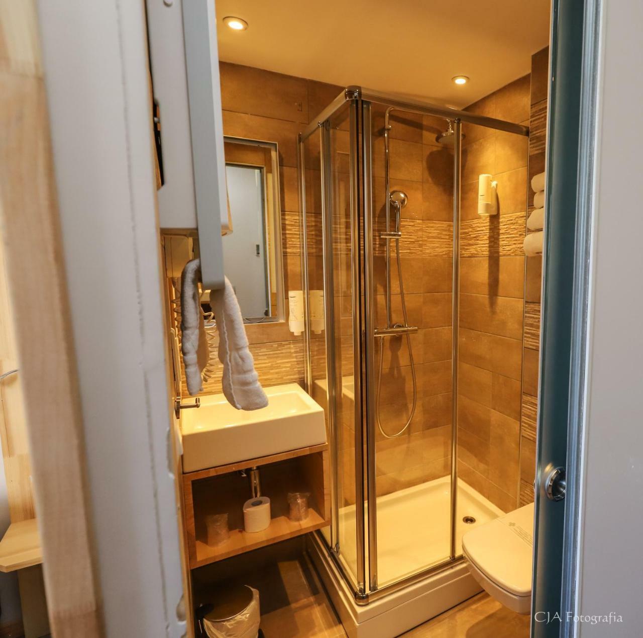 Hotel Kyriad Brive La Gaillarde Exterior foto